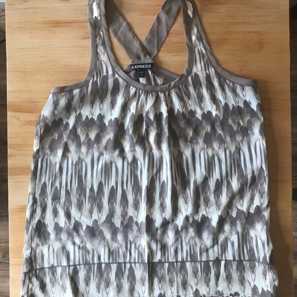 Fun Express top! - Picture 4 of 4